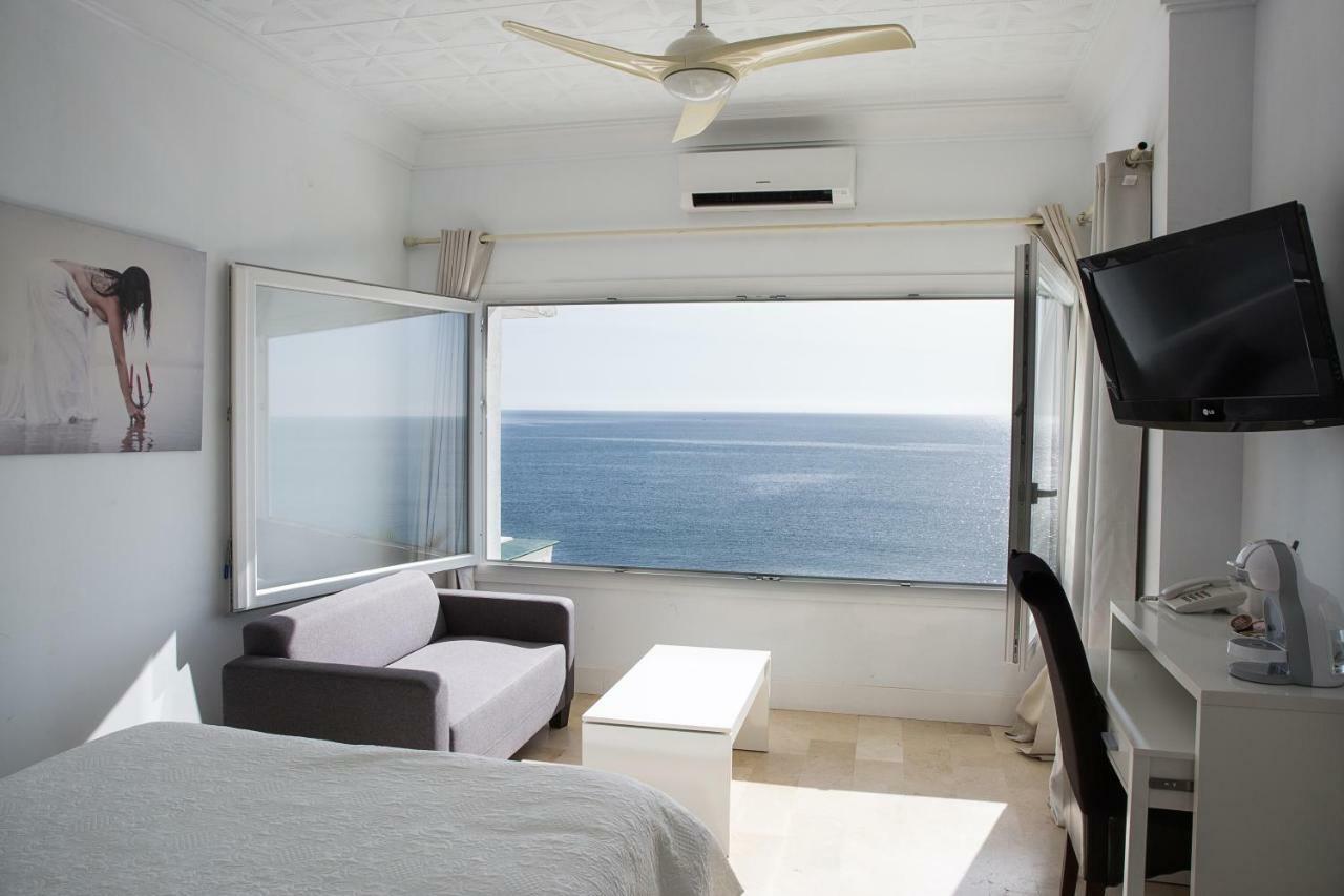 Hotel Boutique Milla De Plata Torreguadiaro Luaran gambar